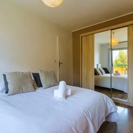 2 Ch Vue & Montagne, Terrasse, Parking شقة *