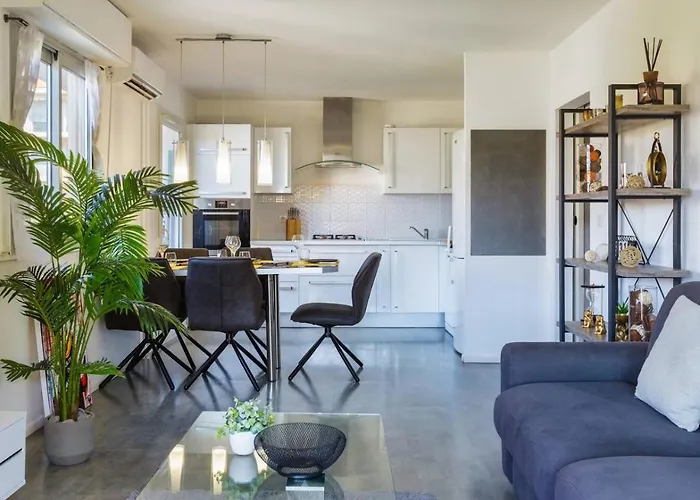 2 Ch Vue & Montagne, Terrasse, Parking شقة أنتيب