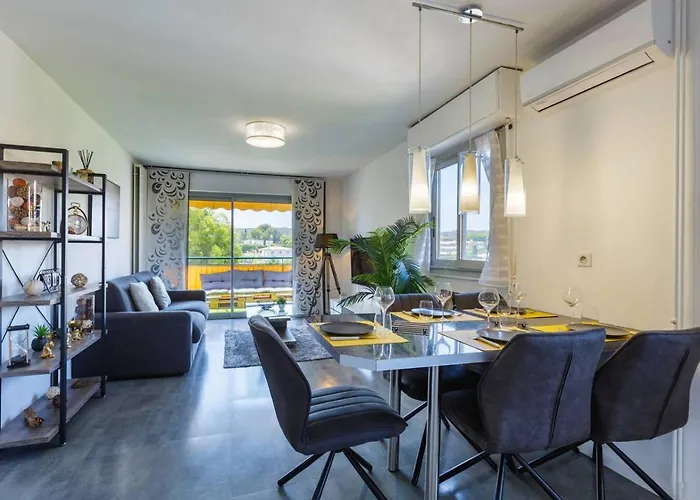 2 Ch Vue & Montagne, Terrasse, Parking شقة *