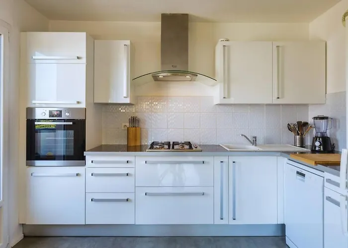 Daire 2 Ch Vue & Montagne, Terrasse, Parking